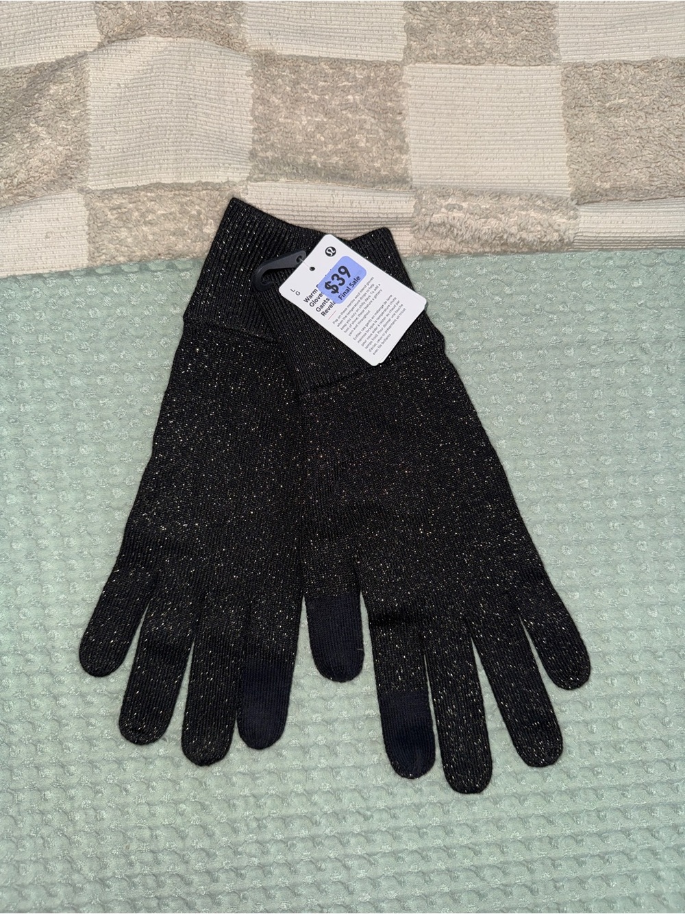 NWT Lululemon Warm Revelation Gloves *Shine size Large